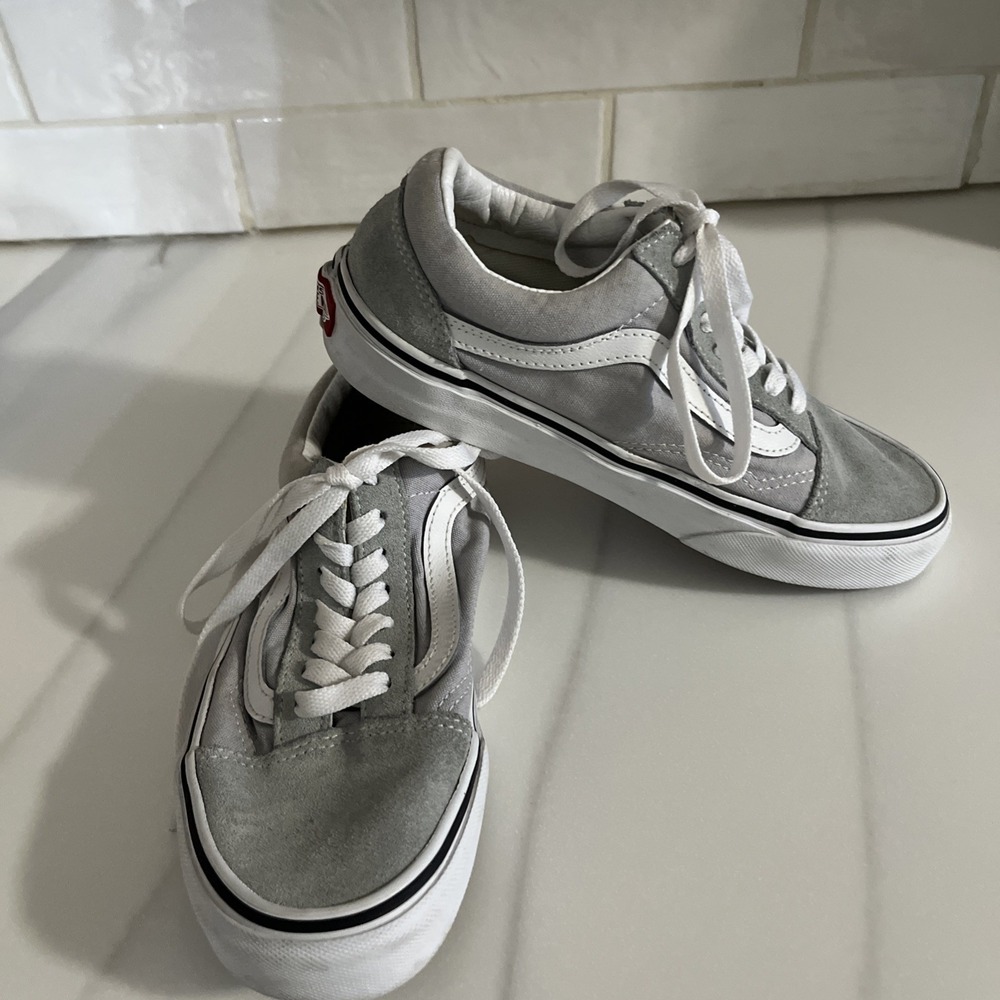 Vans Old Skool Sneakers in Grey and White Size 4.5